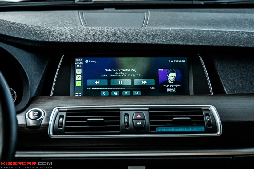 Подключение функции Apple CarPlay и Android Auto