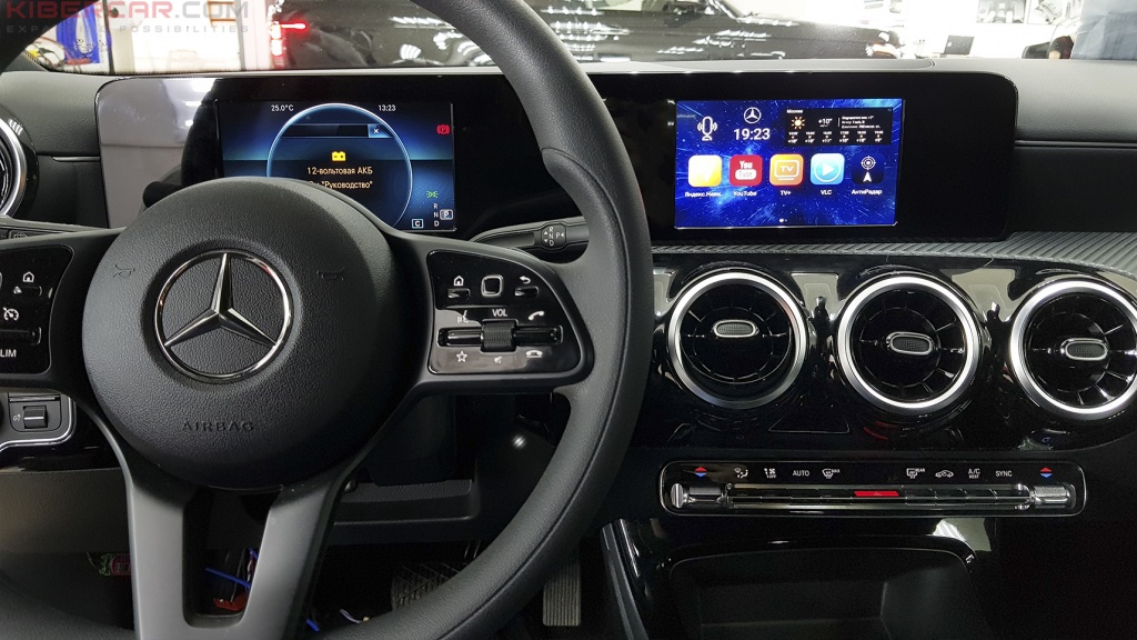 Mercedes Benz A-Class мультимедийный навигационный блок AirTouch Performance Android 8 главный жкран