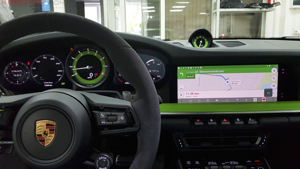 Porsche 911 Carrera 4S Мультимедийный навигационный блок AirTouch Performance Android 8 Google Maps