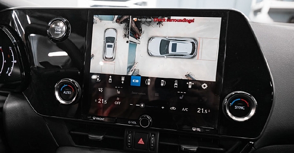 Система кругового обзора 360 на Lexus NX