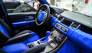 Range Rover Sport: перешив салона из штатного коричневого в синий
